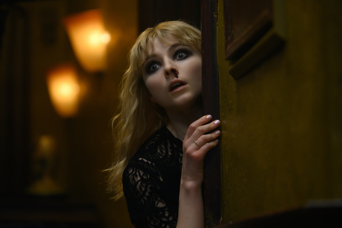 film-ultima-notte-a-soho---last-night-in-soho-ultima-notte-a-soho---last-night-in-soho--nuove-immagini-pictures-del-film-horror-con-anya-taylor-joy-trama-cast-quando-esce-notizie10.jpg