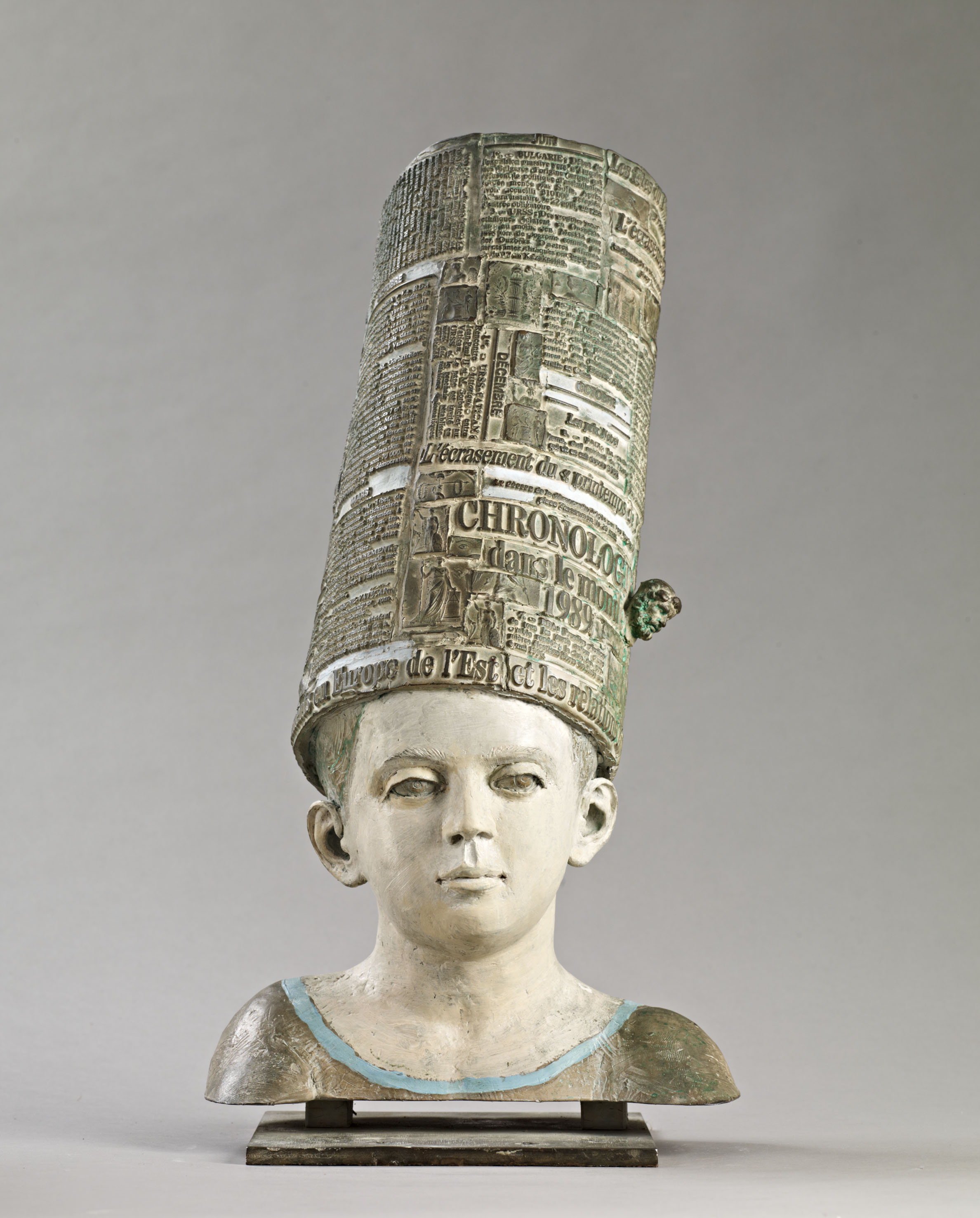 mostra-torino---ivan-theimer-selva-simbolica---immagini-30_-_1989-1990_Bimbo_con_cappello_25cm-300dpi.jpg