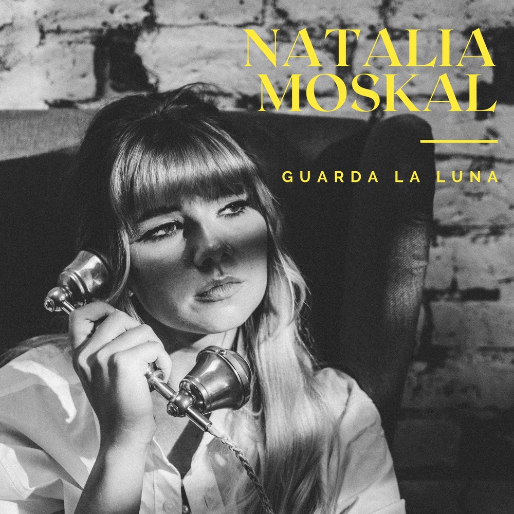 natalia-moskal-album-e-tour---immagini-Cover_Guarda_la_luna_(1).jpg