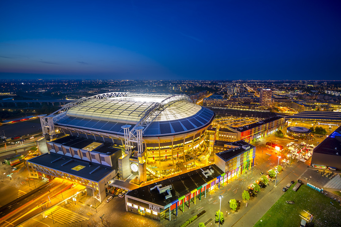 sport-calcio-campionati-euro-2020---immagini-Johan_Cruijff_ArenA_by_night_01.jpg