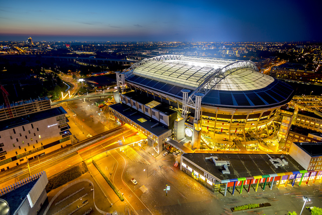 sport-calcio-campionati-euro-2020---immagini-Johan_Cruijff_ArenA_by_night_02.jpg