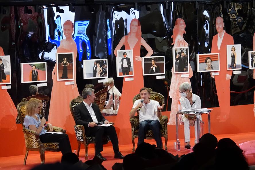 museo-nazionale-del-cinema-di-torino---immagini-Tim_Roth_Domenico_De_Gaetano_Grazia_Paganelli_Mastreclass_1_Foto_Michele_D'Ottavio_Museo_Nazionale_del_Cinema.jpeg