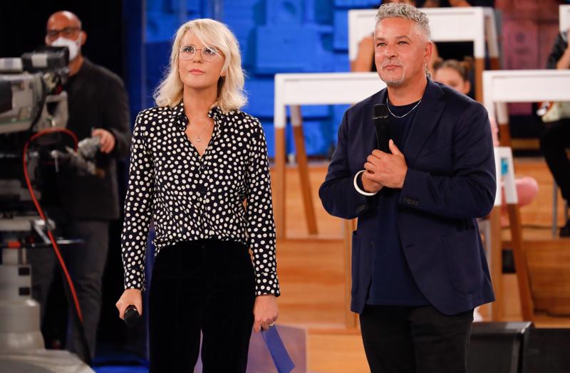 tv-show-amici-2021-2022---immagini-concorrenti-vincitore-streaming-mediasetplay-MARIA_DE_FILIPPI_E_ROBERTO_BAGGIO_01.JPG