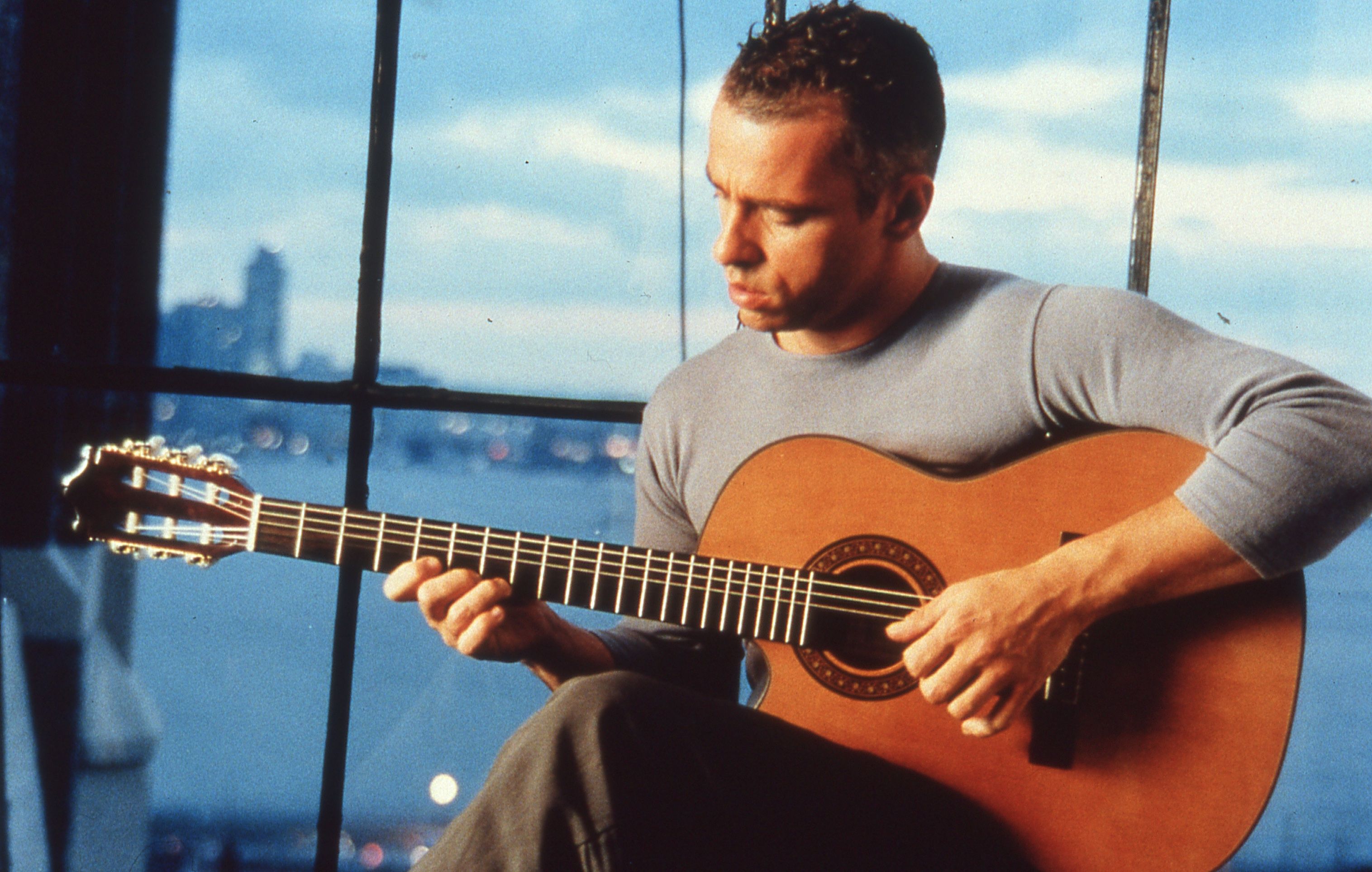 eros-ramazzotti-nuovo-album-Eros_Ramazzotti_album_e_tour_-_Immagini_(4).jpeg