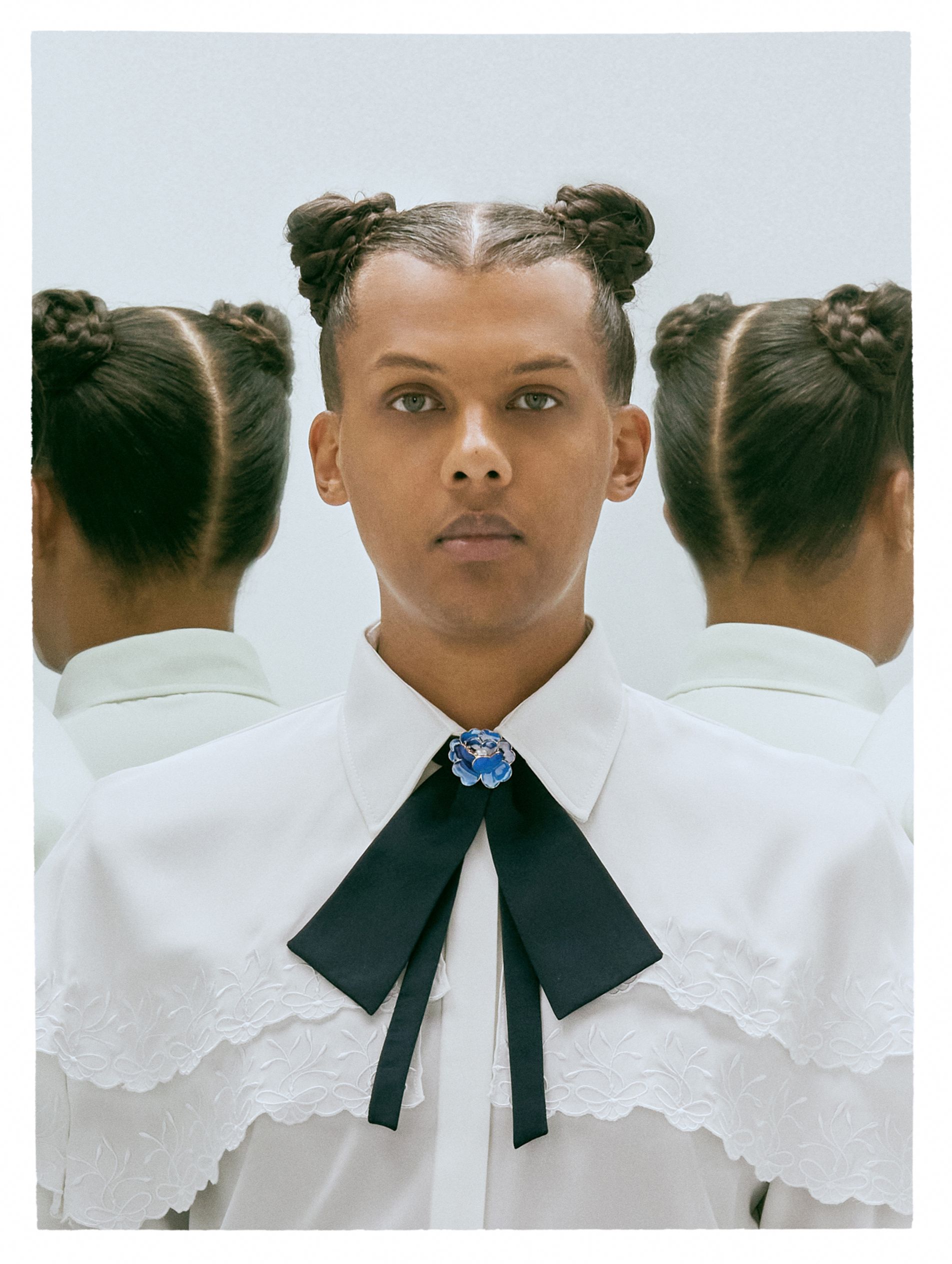 stromae-album-e-tour---immagini-Stromae_-_photo_Sante_-_credits_2021_michael_ferire_m.jpg