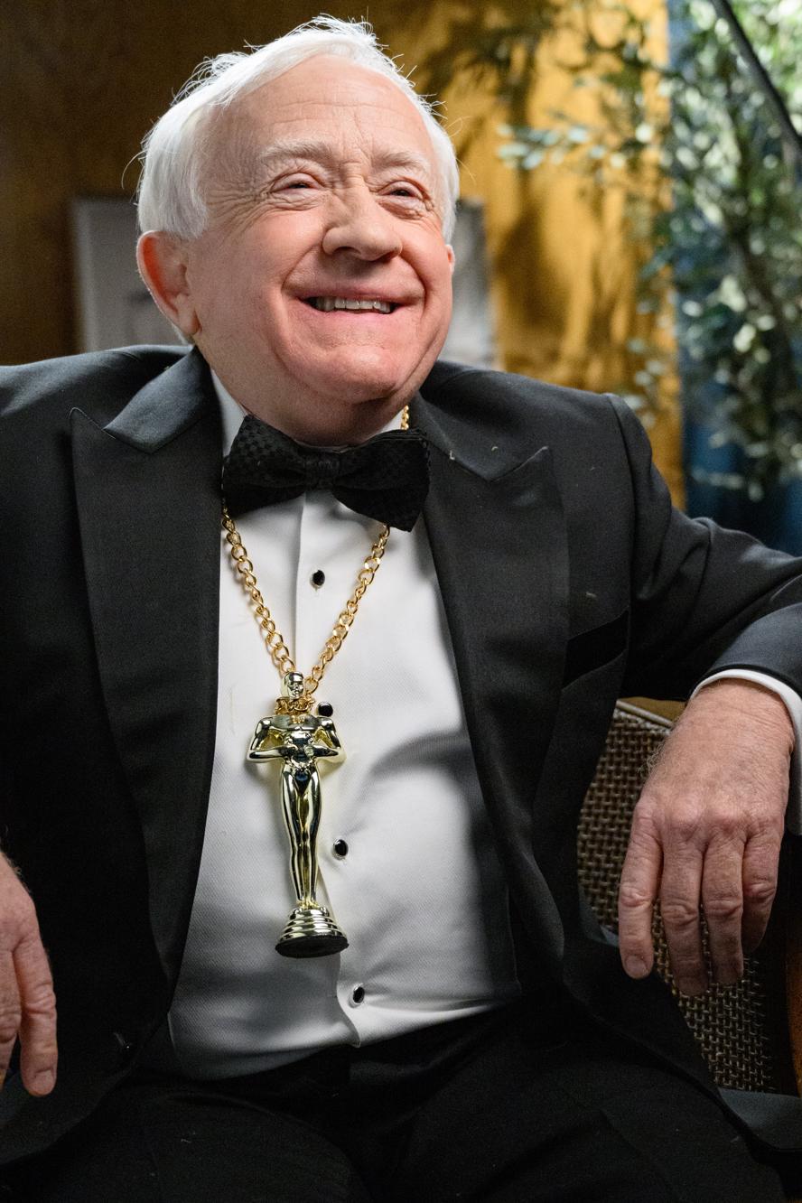 academy-awards---oscars-2022---immagini-Leslie_Jordan_co-hosts_the_announcement_of_nominees_for_the_94th_Annual_Academy_Awards.jpg