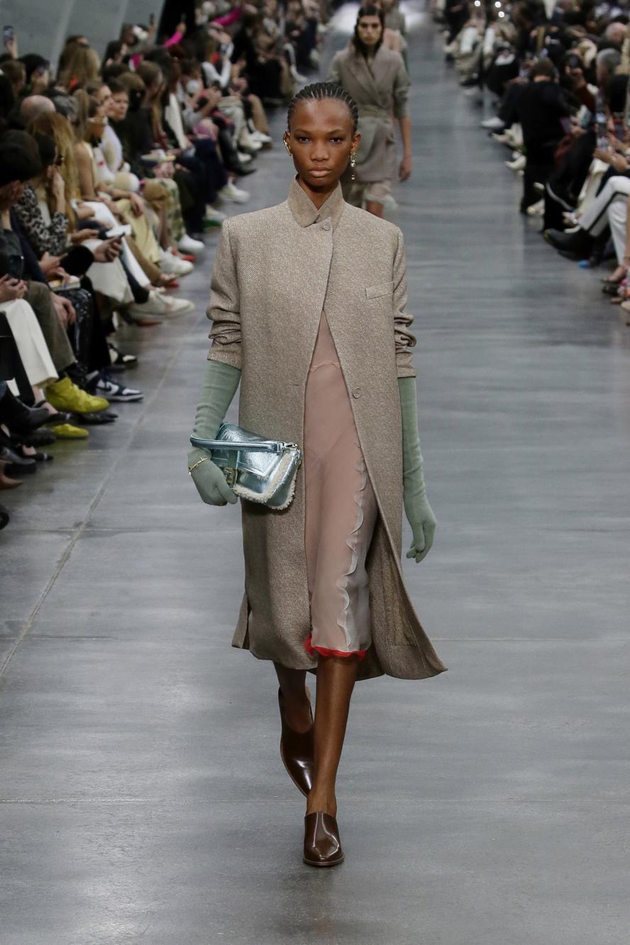 milano-fashion-week--collezione-autunno-inverno-2023-15_FENDI_WOMEN_FW_22-23.JPG