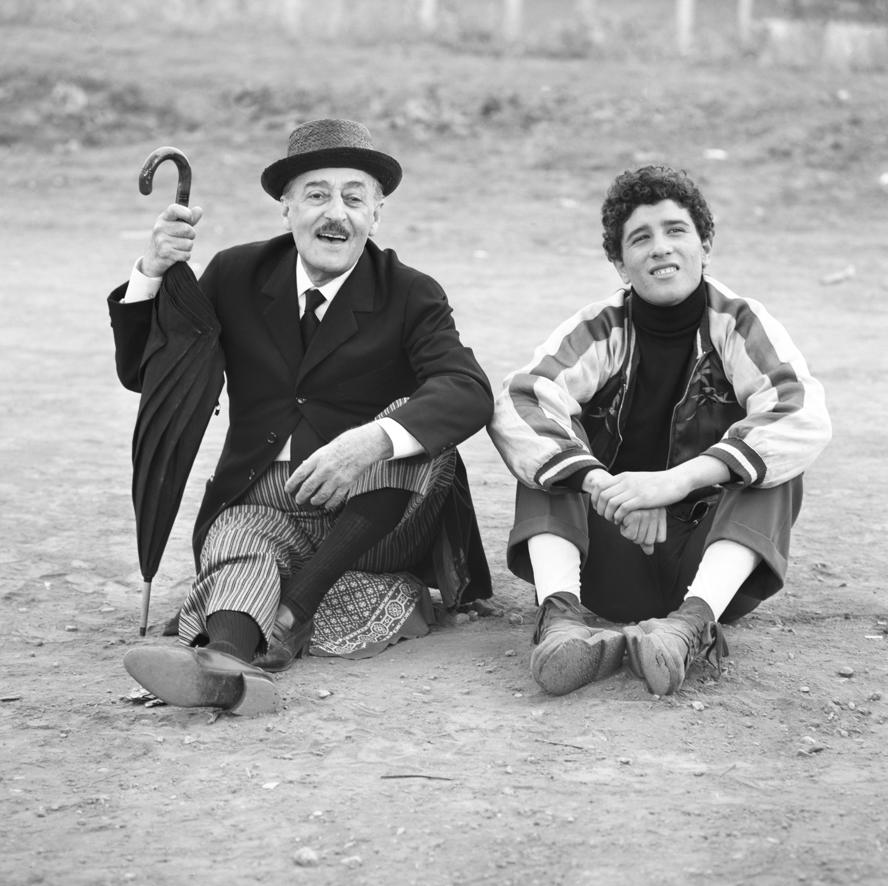pierpaolo-pasolini-film---immagini-17747_-_246_-_UCCELLACCI_E_UCCELLINI_-_1966_NR.jpg