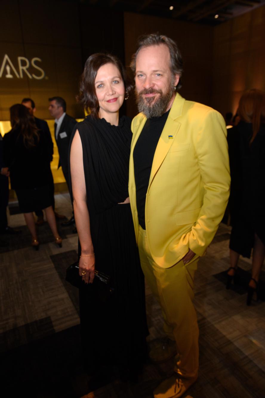 academy-awards---oscars-2022---immagini-94th_Oscars®_nominee_Maggie_Gyllenhaal_with_Peter_Sarsgaard.jpg