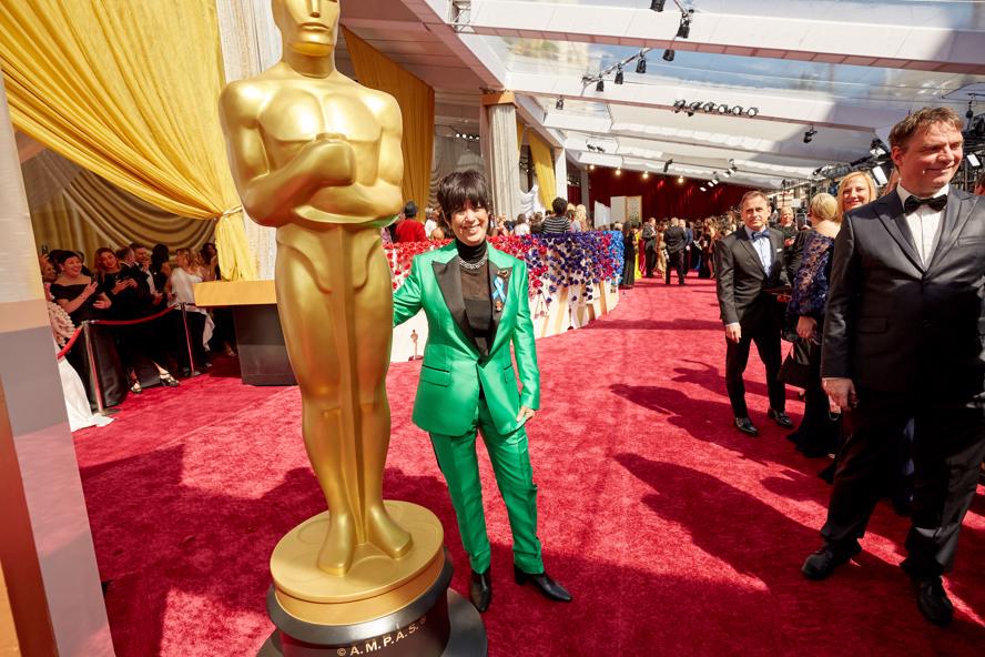 oscar-2022---academy-awards---red-carpet---immagini-Diane_Warren.jpg