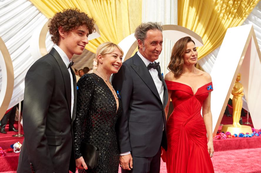 oscar-2022---academy-awards---red-carpet---immagini-Oscar®_nominee_Paolo_Sorrentino_and_guests_arrive_on_the_red_carpet_of_the_94th_Oscars®_at_the_Dolby_Theatre_at_the_Ovation_Hollywood_in_Los_Angeles,_CA,_on_Sunday,_March_27,_2022..jpg