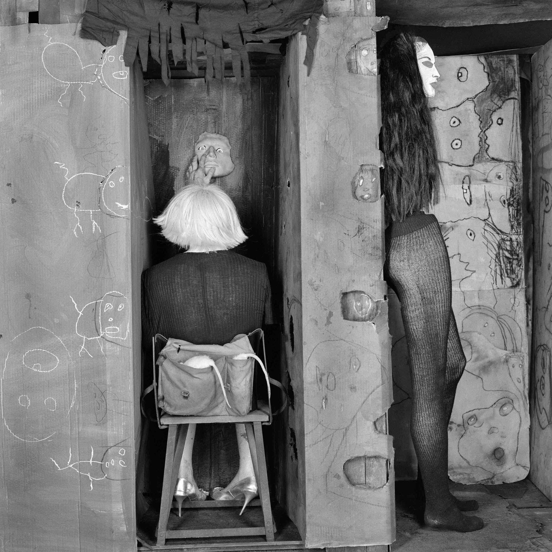 mostra-fotografica-ancona---senigallia--roger-ballen.-the-place-of-the-upside-down---immagini-mostra-fotografica-ancona---senigallia--roger-ballen_(7).jpg