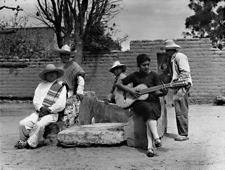 mostra-genova---tina-modotti.-donne--messico-e-liberta---immagini-100-MI_mod69_bn.jpg