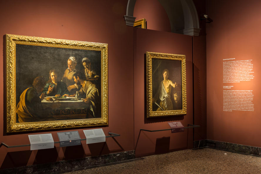 mostra-milano----caravaggio--nono-dialogo-----immagini-12-Pinacoteca-Brera-Caravaggio-dialogo-allestimento.jpg