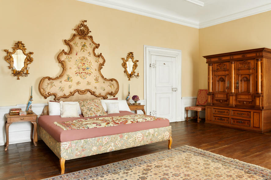 turismo---baviera---germania---immagini-The_Empress_Airbnb_08_-_Angled_bedroom_-_Credit_CZS.jpg