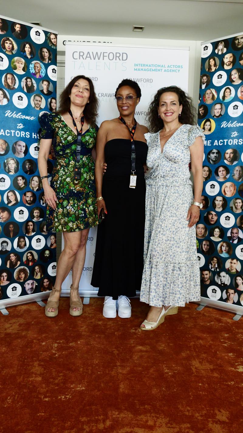 Giovanna Nodari, Caprice Crawford e  Nicole Ansari-Cox