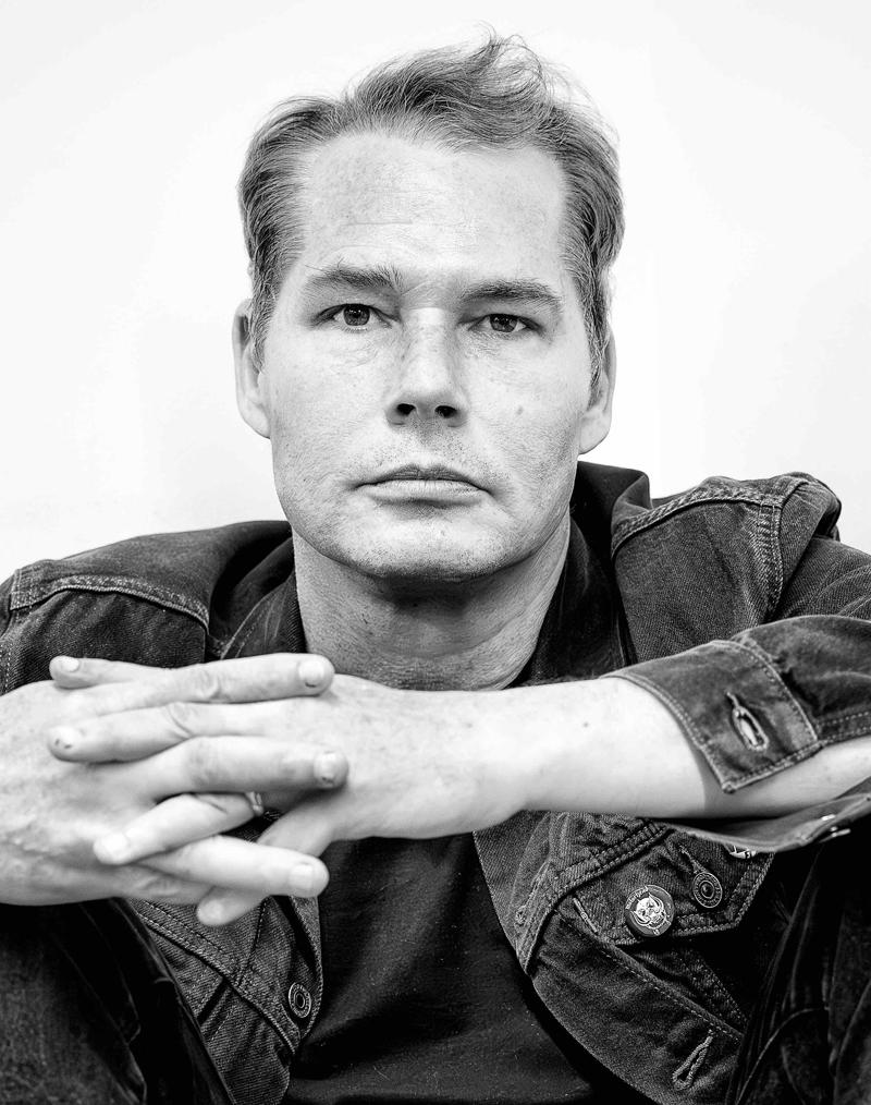 mostra-milano---obey--the-art-of-shepard-fairey----immagini-Shepard_Fairey_(Obey),_Portrait,_Credits_Jeffrey_Rovner.jpg