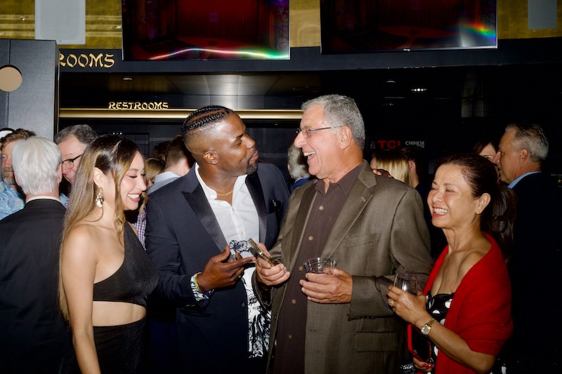 film-the-man-who-saved-the-internet-with-a-sunflower-Daniella_Bonnett,_JA_Moore_with_Joseph_and_Betty_Graziano.jpg