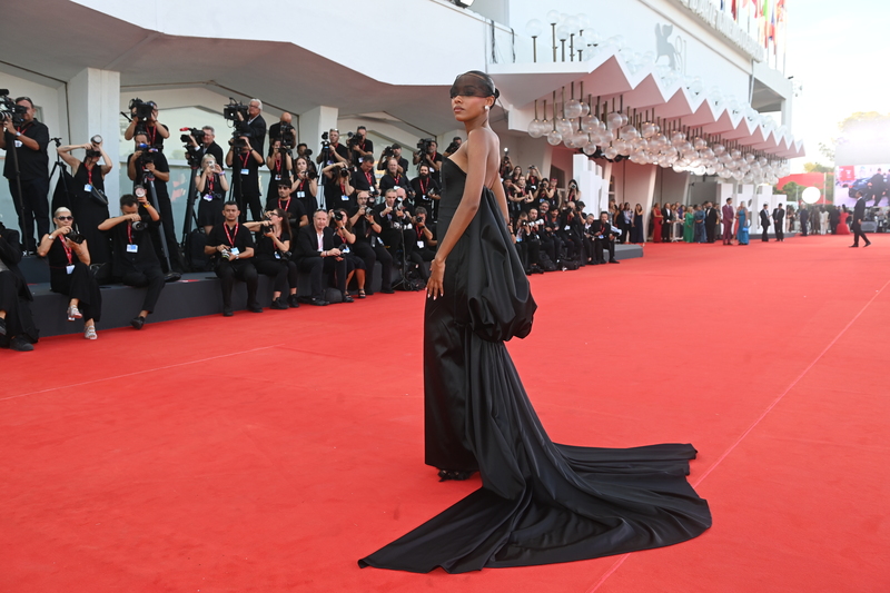 mostra-del-cinema-di-venezia-2024-95038-RED_CARPET_-_BABYGIRL_-_Actress_Sophie_Wilde__Credits_Giorgio_Zucchiatti_La_Biennale_di_Venezia_-_Foto_ASAC___2_.jpg