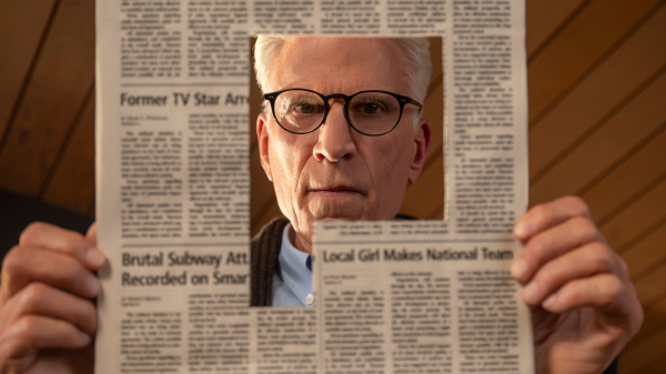 Serie tv comedy A Man on the Inside, il trailer con Ted Danson e uscita in streaming