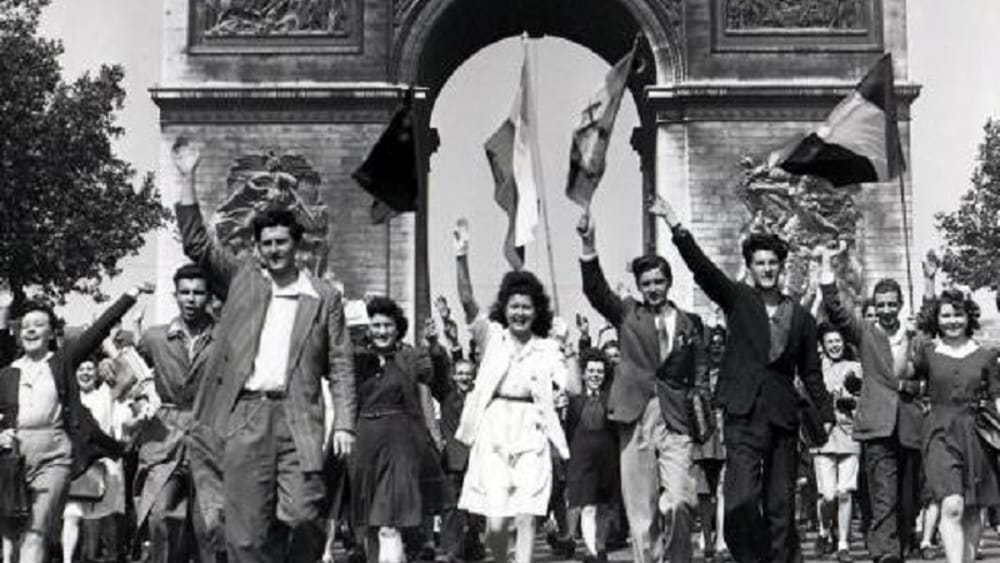 Nel secolo breve racconta l'occupazione nazista: lo speciale 1944 l’estate di Parigi