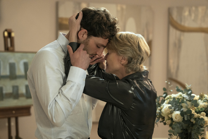 Serie tv drama The Girlfriend con Olivia Cooke e Robin Wright: nuovo trailer e uscita streaming