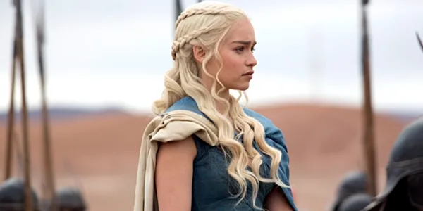 Emilia Clarke e Haley Lu Richardson in Ponies, serie tv spy al femminile nella Guerra Fredda