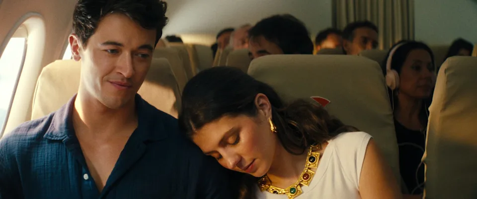 Film romance People We Meet on Vacation dal bestseller di Emily Henry: trama cast e uscita