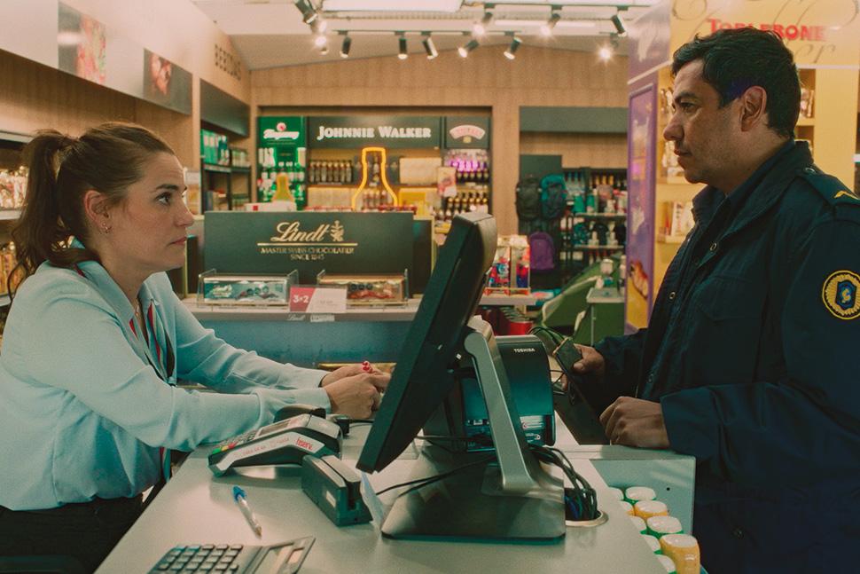 Mostra del cinema di Venezia, recensione film Un cabo suelto