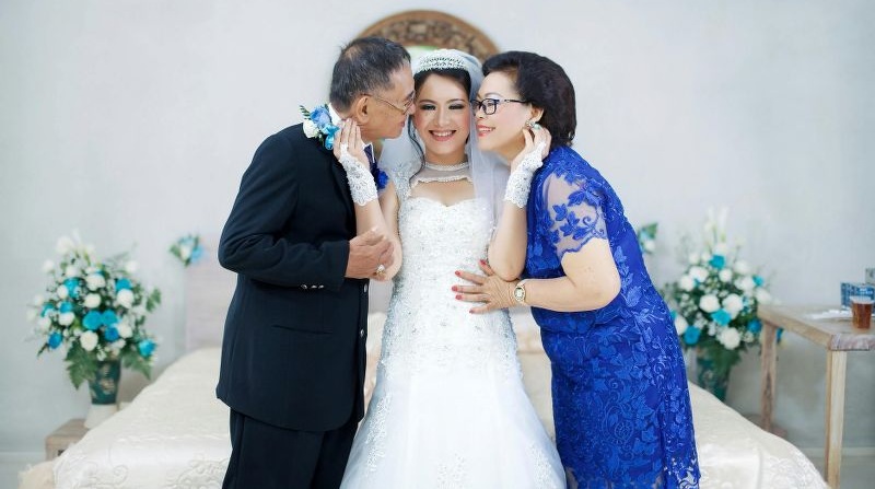 Mamma della sposa, quali sono le regole di abbigliamento