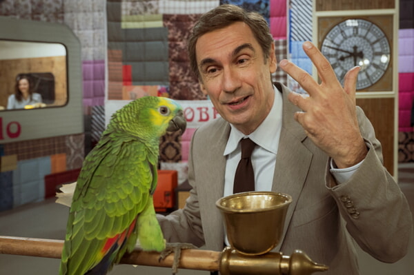 Portobello di Marco Bellocchio, il trailer con Fabrizio Gifuni nel ruolo di Enzo Tortora