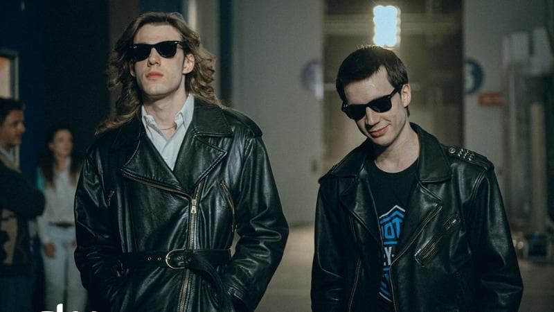 Serie tv Nord Sud Ovest Est - La leggendaria storia degli 883 stagione 2 anticipazioni