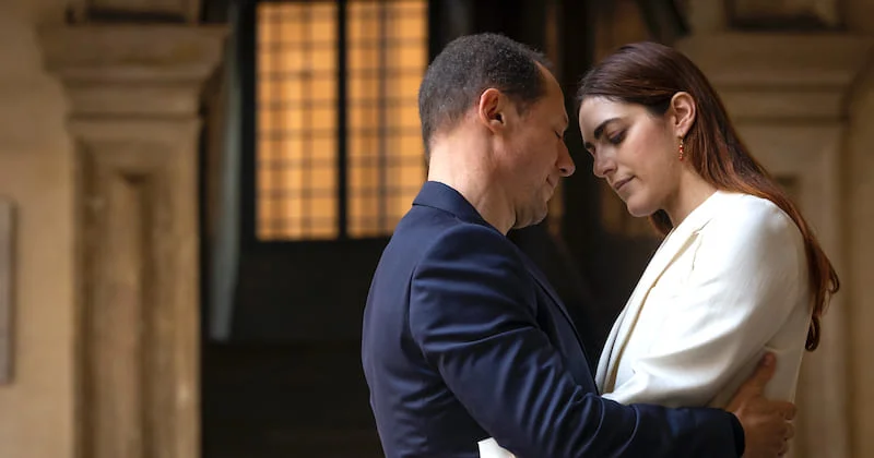 Film drama Amata con Miriam Leone Stefano Accorsi e Tecla Insolia in prima tv