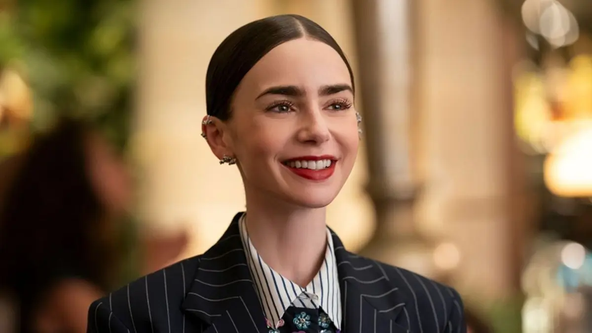 Serie tv romance Emily in Paris con Lily Collins, le novità della stagione 6