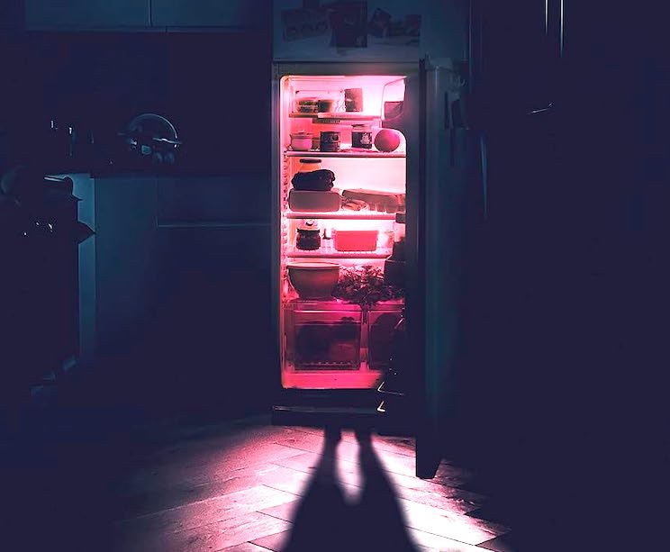 Film horror Saccharine, pillole dimagranti con Midori Francis e Danielle Macdonald - trama