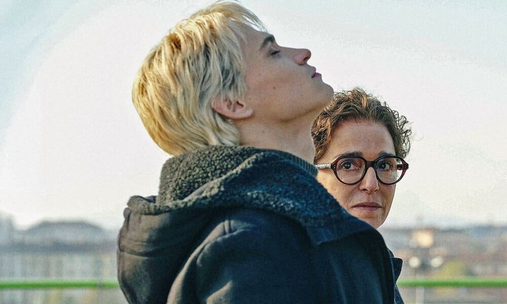 Film drama La gioia con Valeria Golino, Saul Nanni e Jasmine Trinca in prima tv