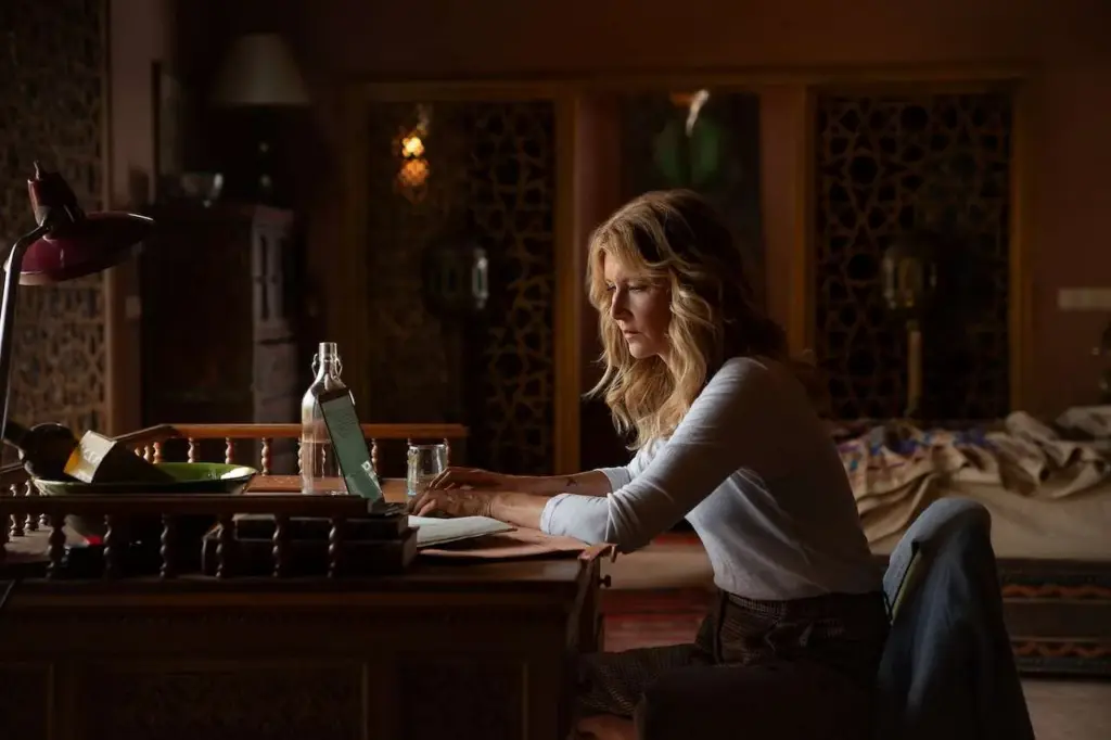 Jonathan Bailey e Laura Dern nel film sul  caso Monsanto
